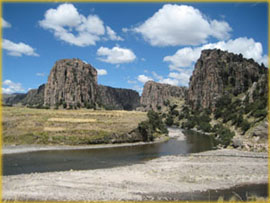 THREE CANYONS SUYKUTAMBO